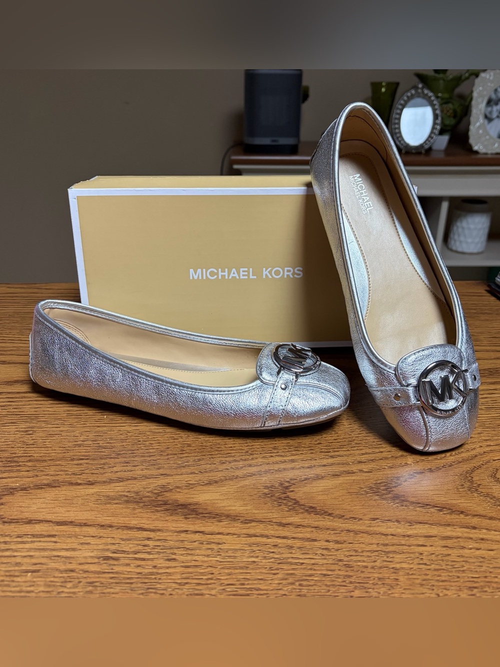 NIB Michael Kors Fulton Silver Moc Ballet Flats MK Silver 8